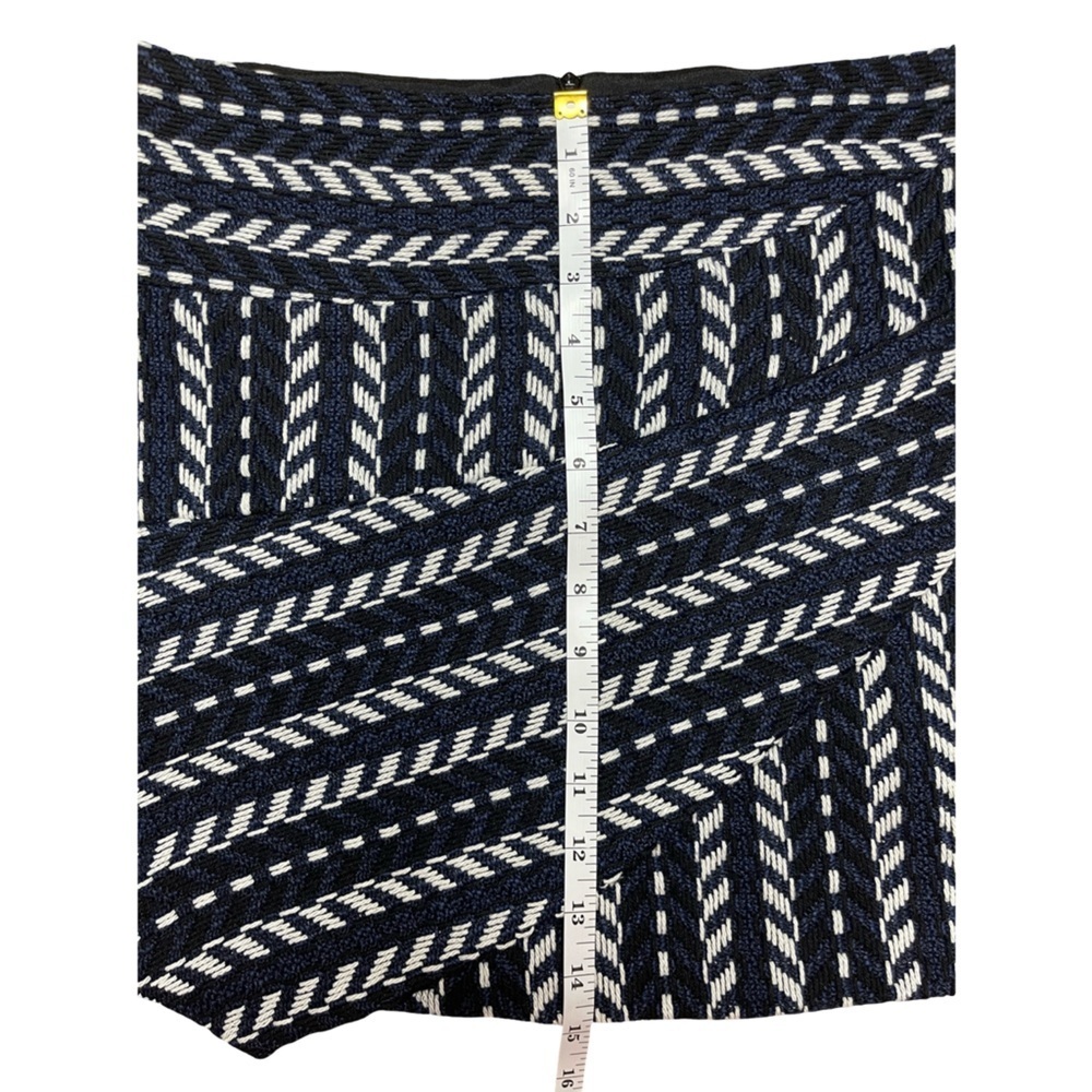 Haute Rogue Urban Outfitters Chevron Knit Mini Skirt Blue & White - Medium - Picture 6 of 14